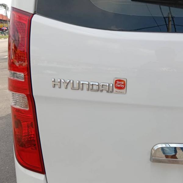 Hyundai Grand Starex