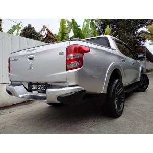  Mitsubishi Triton