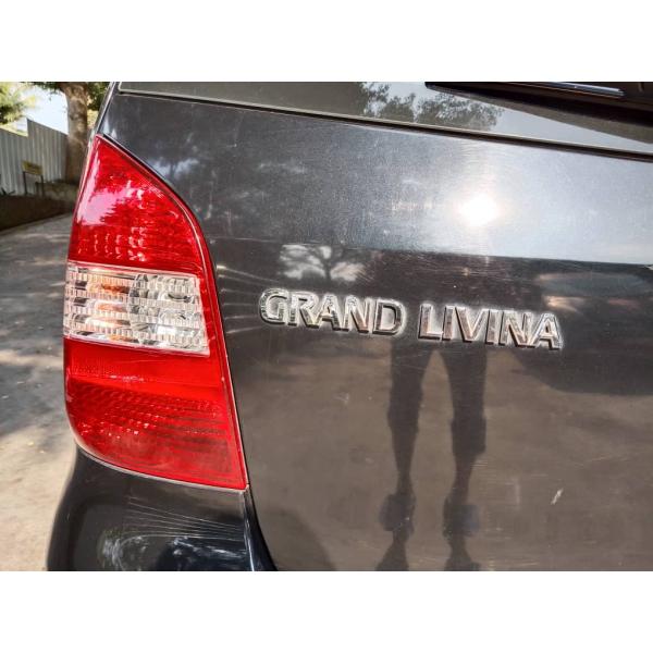  Nissan Grand Livina