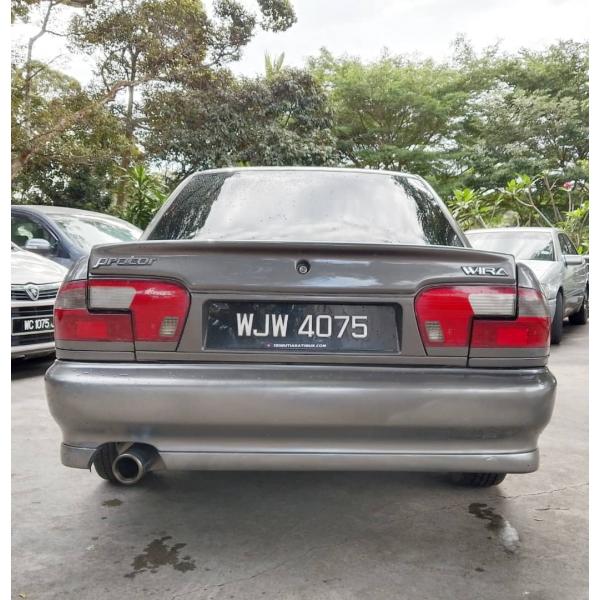  Proton Wira