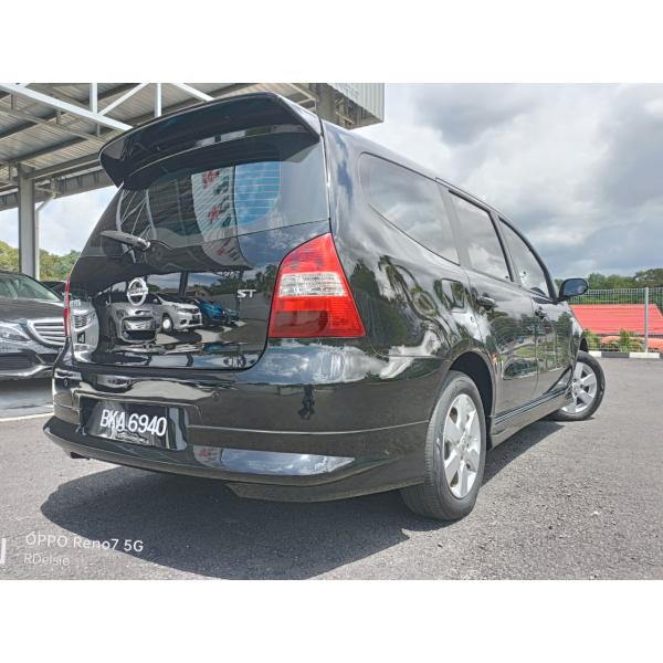  Nissan Grand Livina