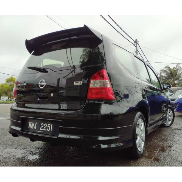  Nissan Grand Livina