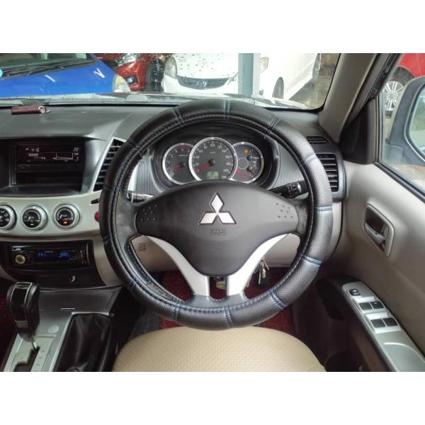  Mitsubishi Triton