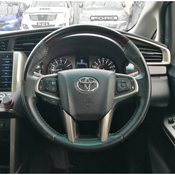  Toyota Innova