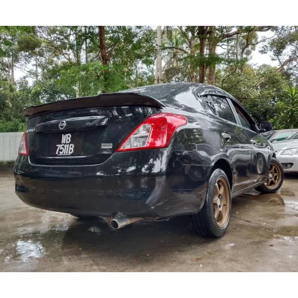 Nissan Almera
