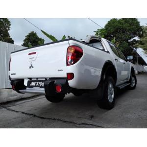  Mitsubishi Triton