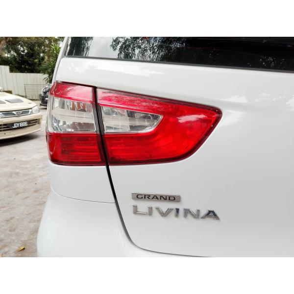  Nissan Grand Livina