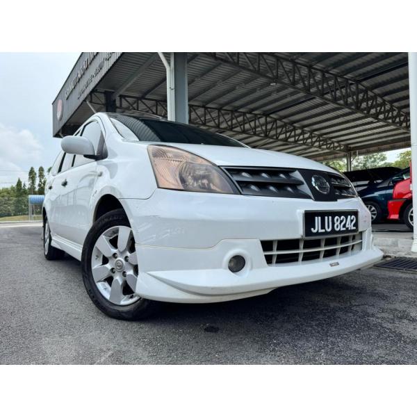  Nissan Grand Livina