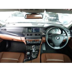  BMW 520i