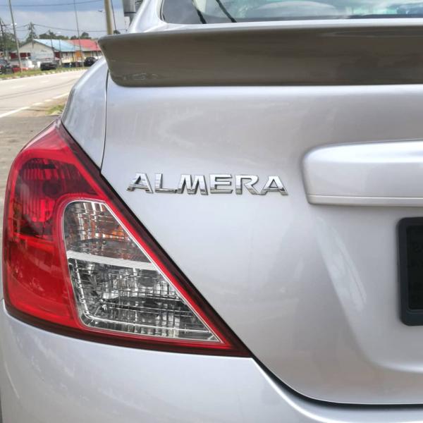 Nissan Almera