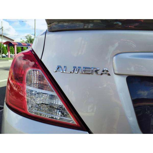 Nissan Almera