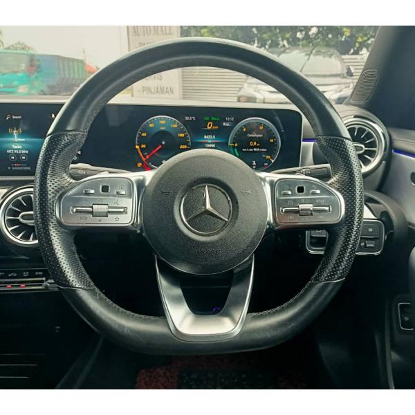  Mercedes-Benz CLA200