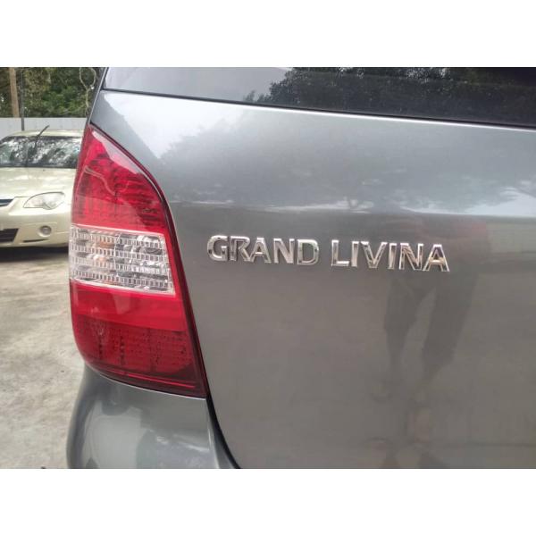  Nissan Grand Livina