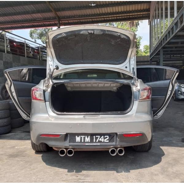 Mazda 3