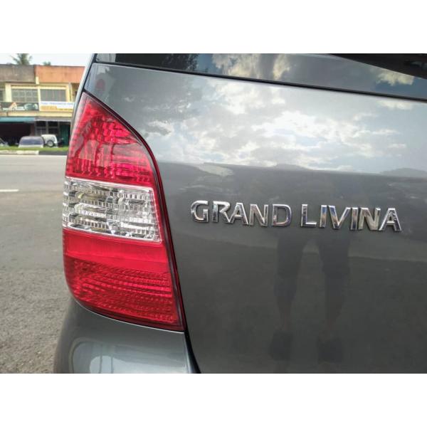  Nissan Grand Livina