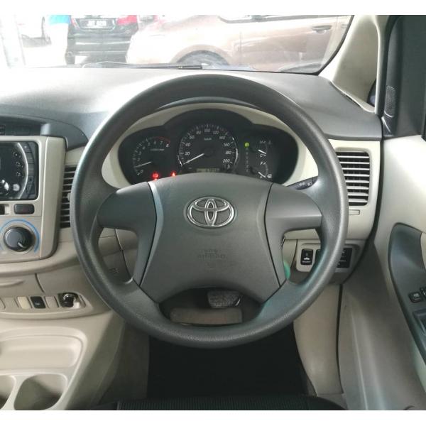  Toyota Innova