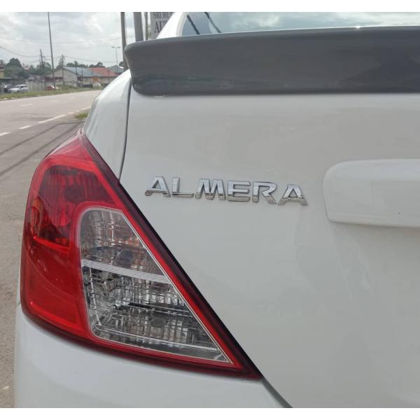 Nissan Almera