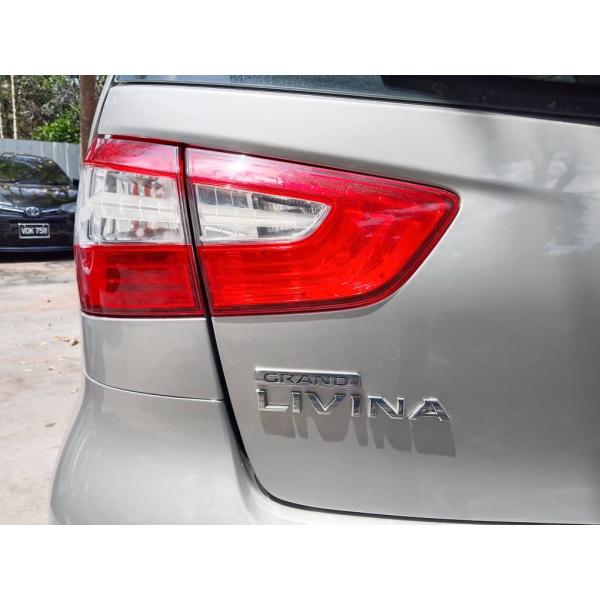  Nissan Grand Livina