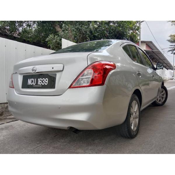 Nissan Almera