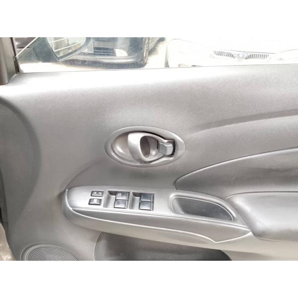 Nissan Almera