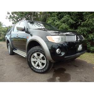  Mitsubishi Triton