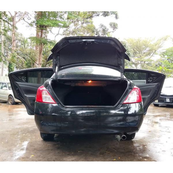 Nissan Almera