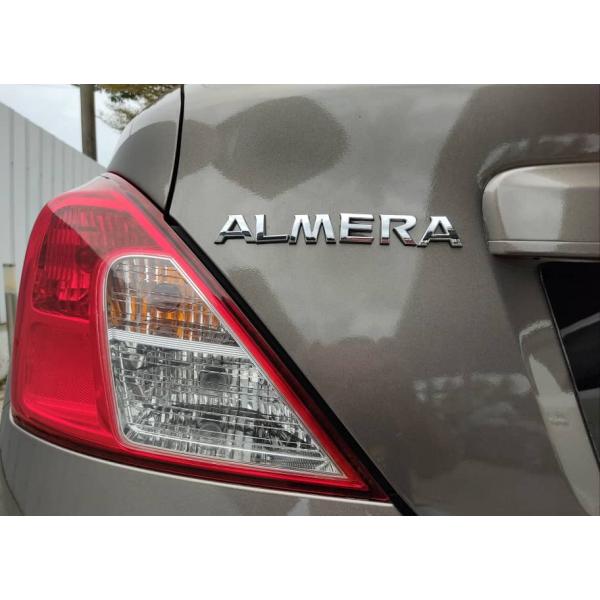 Nissan Almera