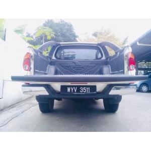  Mitsubishi Triton