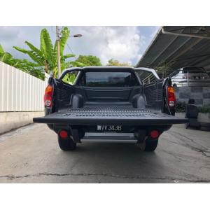  Mitsubishi Triton