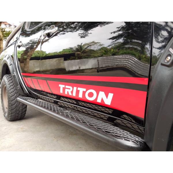  Mitsubishi Triton