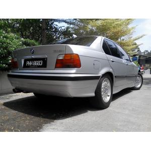  BMW 318i