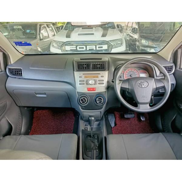  Toyota Innova