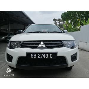  Mitsubishi Triton