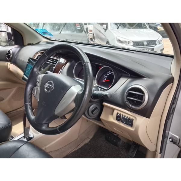  Nissan Grand Livina