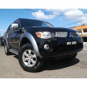  Mitsubishi Triton