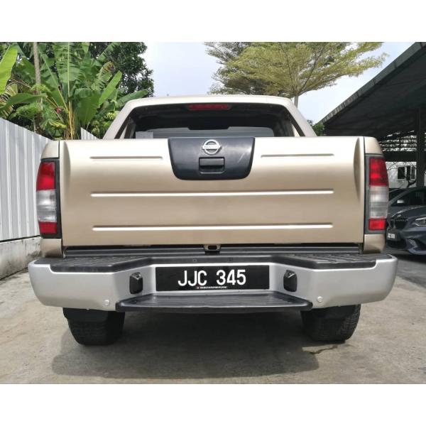 Nissan Frontier