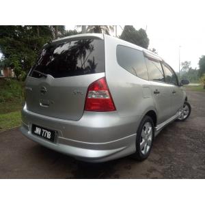  Nissan Grand Livina