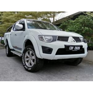  Mitsubishi Triton