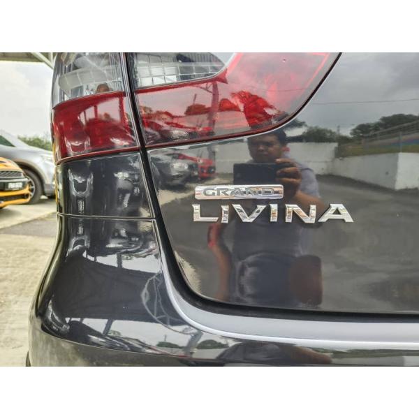  Nissan Grand Livina