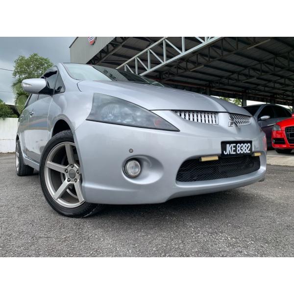  Mitsubishi Grandis