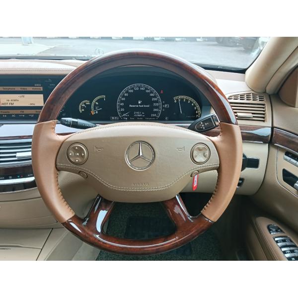 Mercedes-Benz S300