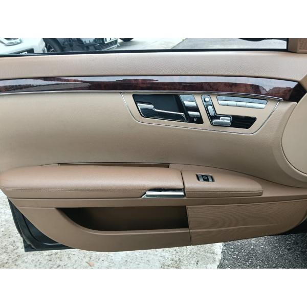 Mercedes-Benz S300