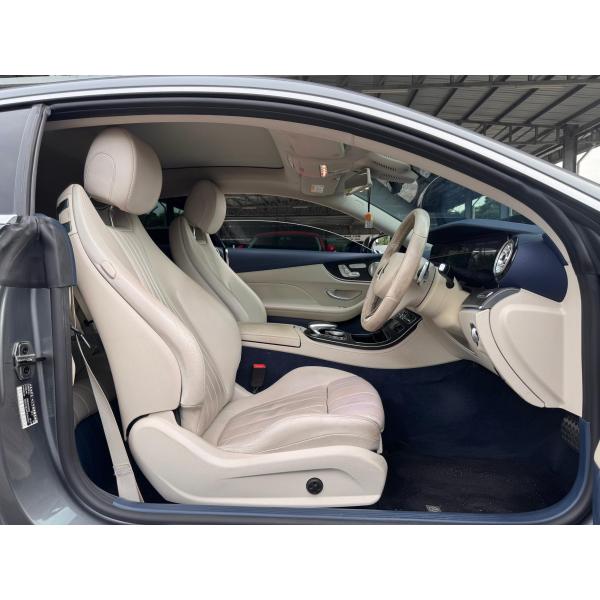 Mercedes-Benz E200