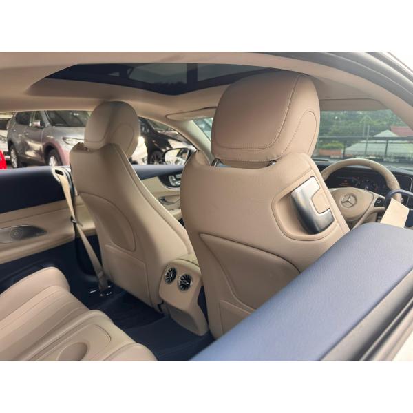 Mercedes-Benz E200