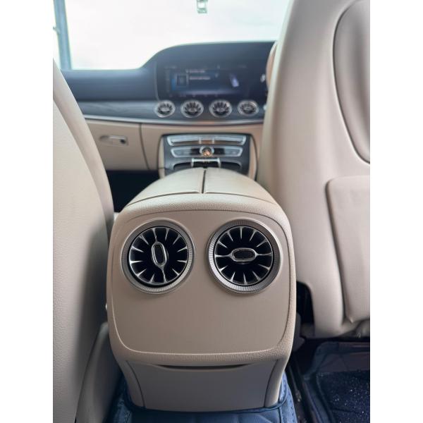Mercedes-Benz E200