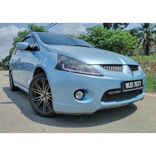  Mitsubishi Grandis