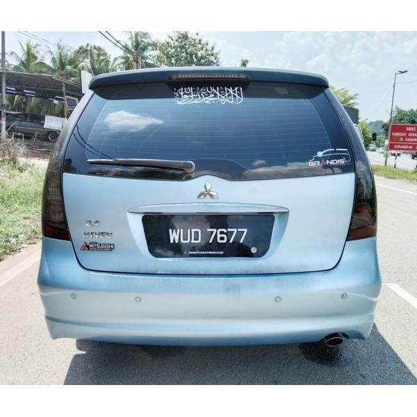  Mitsubishi Grandis
