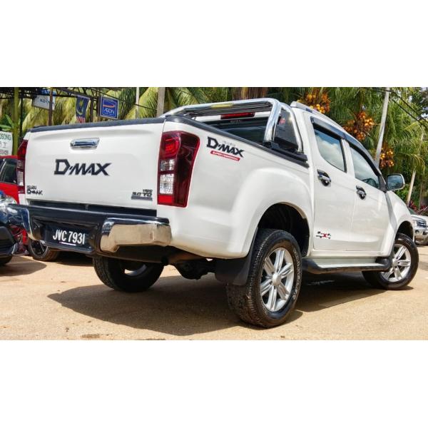 Isuzu D-Max