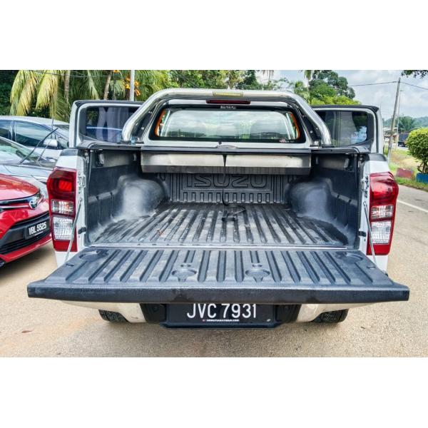 Isuzu D-Max