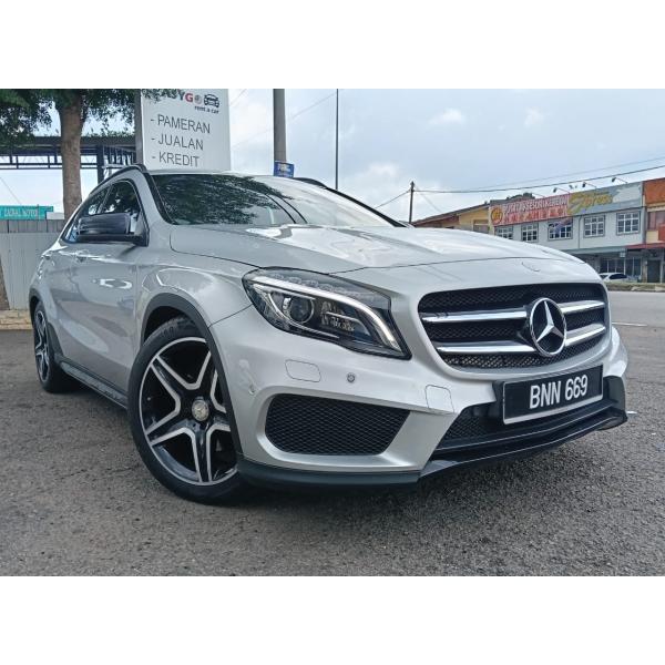  Mercedes-Benz GLC250